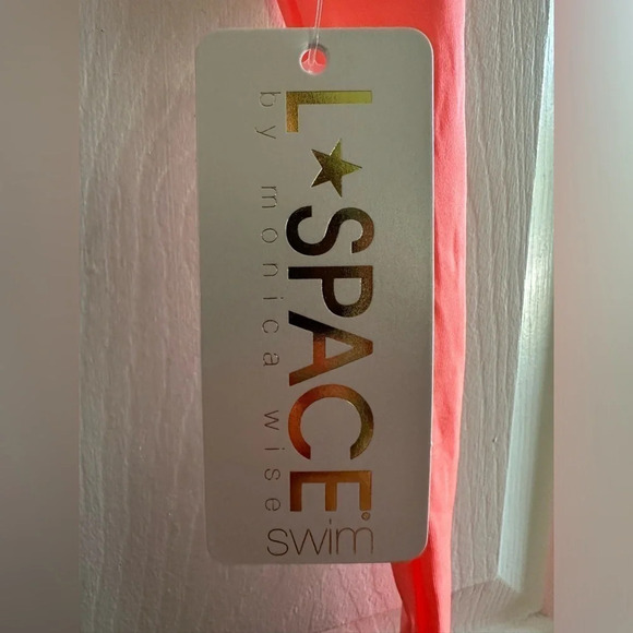 L Space l*space ELECTRIC CORAL Dolly Knotted Fringe Bateau Bikini Top Neon Sexy - Picture 4 of 9